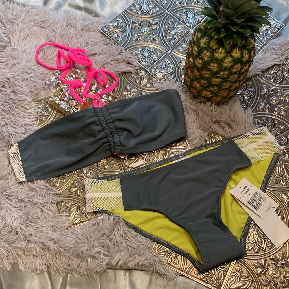 🌹VINTAGE RAY • NWT 2Piece Very Sexy Gray Yellow & White Bikini Set - Citrus